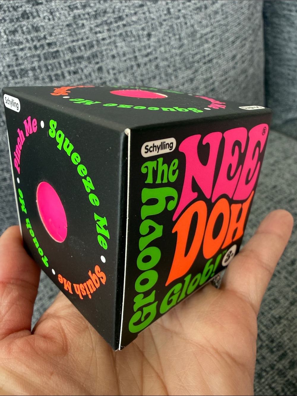 BNIB NeeDoh The Groovy Glob!, Pink